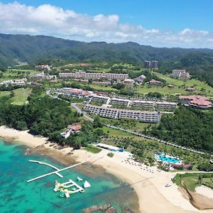 Kanucha Bay Hotel & Villas